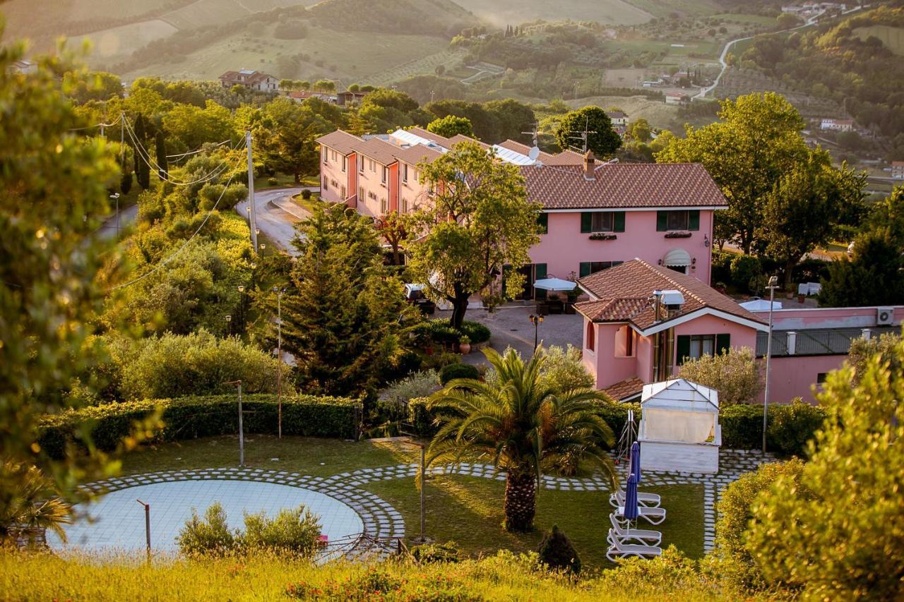 Country Hotel & Resort I Calanchi Ripatransone Eksteriør billede
