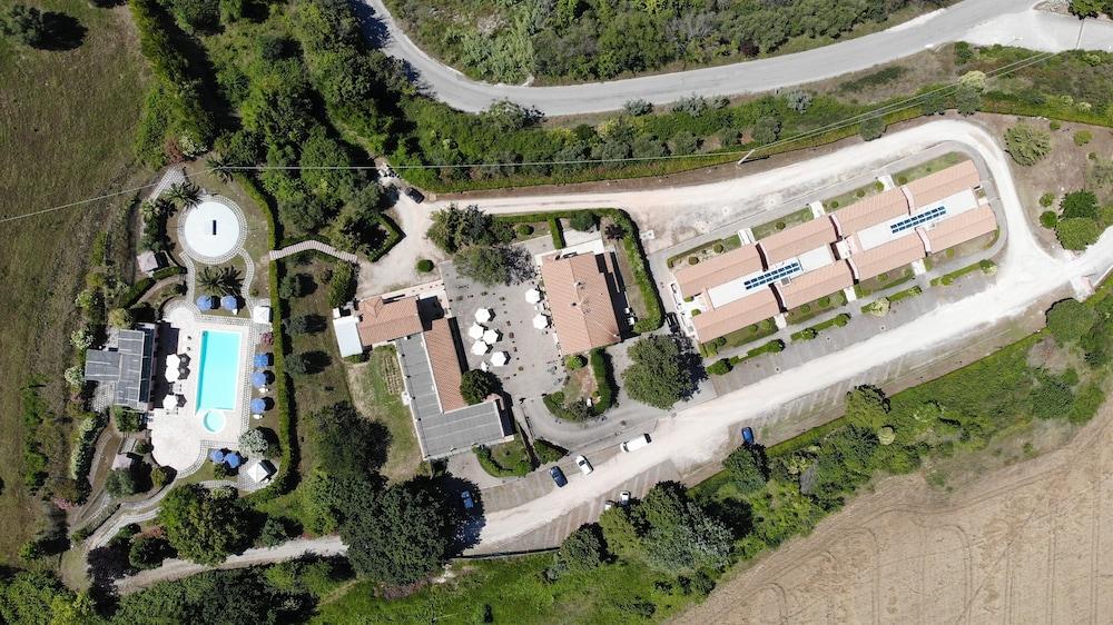 Country Hotel & Resort I Calanchi Ripatransone Eksteriør billede